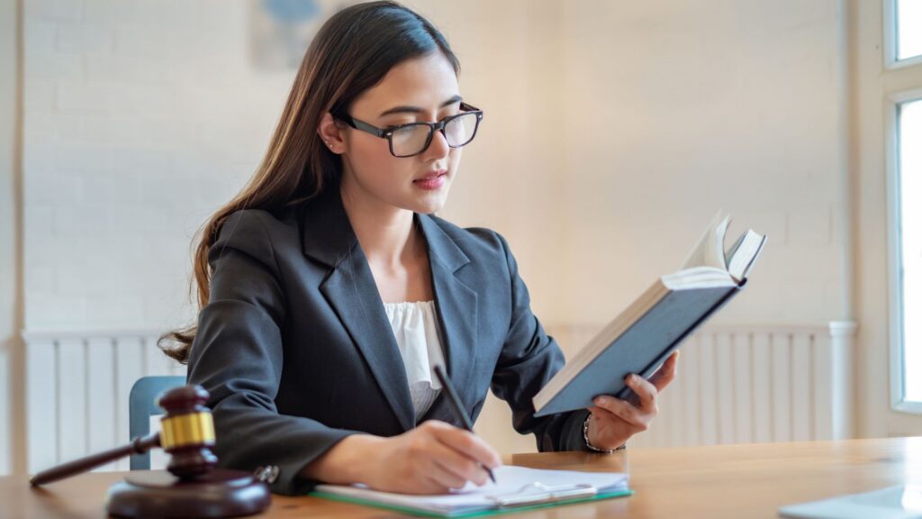 How a Lubbock Immigration Attorney Prepares USCIS Filings and Avoids Case Delays in Texas